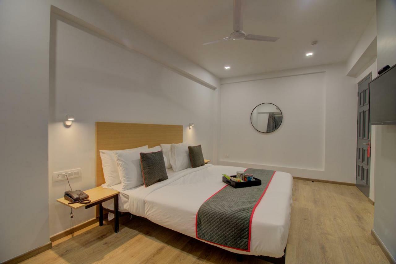 Townhouse Oak Kopar Khairane Navi Mumbai Formerly Ivy Hotel Екстериор снимка