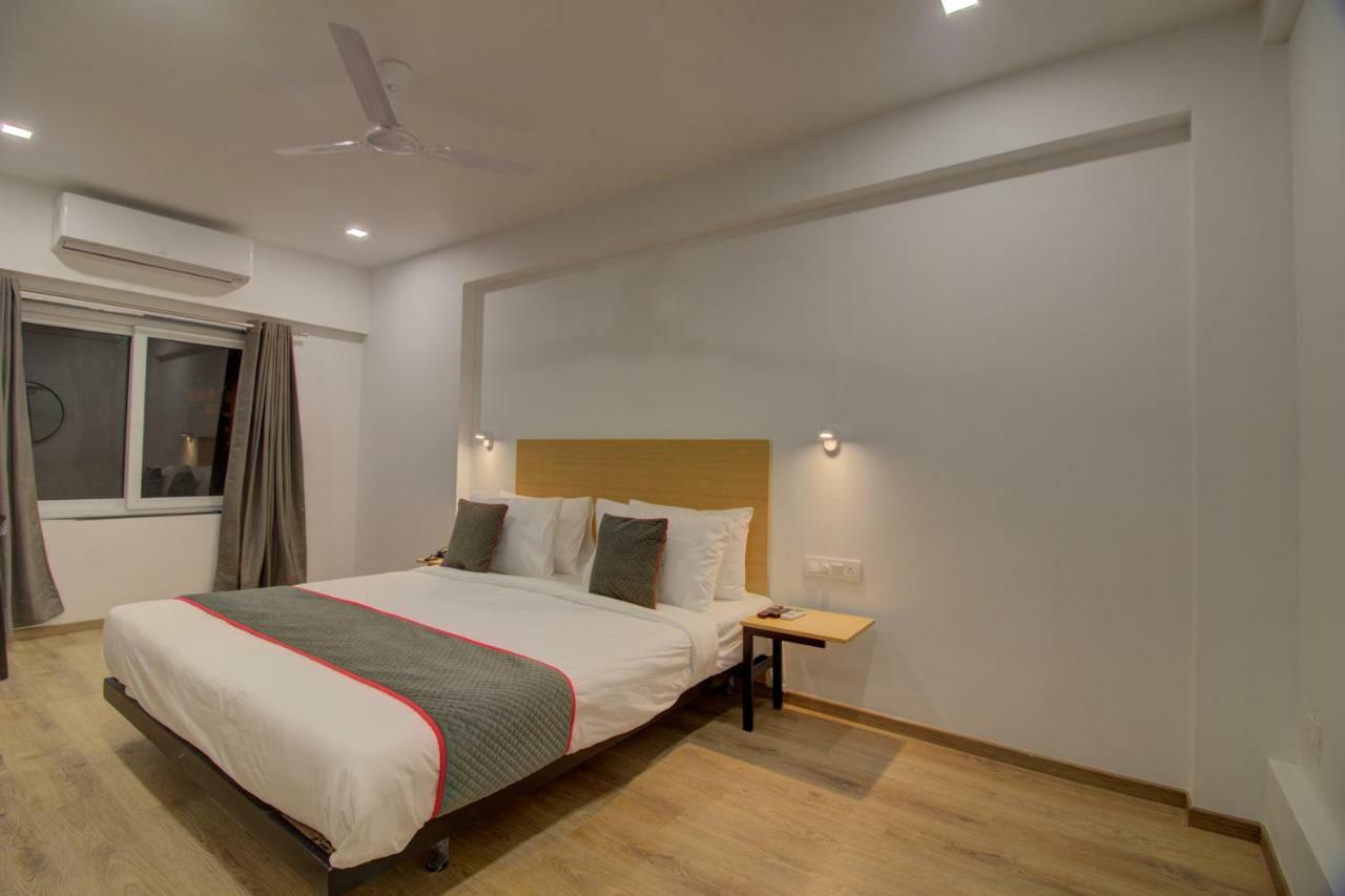 Townhouse Oak Kopar Khairane Navi Mumbai Formerly Ivy Hotel Екстериор снимка