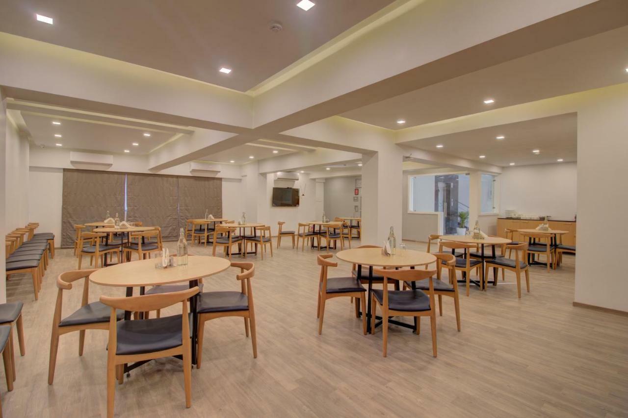 Townhouse Oak Kopar Khairane Navi Mumbai Formerly Ivy Hotel Екстериор снимка